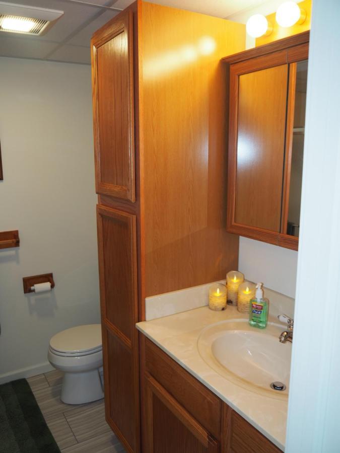 New! The Blessing - A Cute And Cozy Apartment! Benzonia Extérieur photo